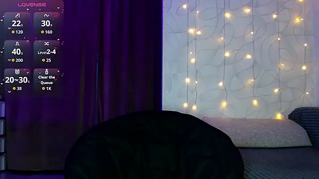 Snapshot of SuchAngel_ chatting on January 19, 2026, 2:15 am SuchAngel online show from January 19, 2026, 2:15 am