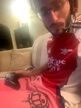 Snapshot of EE123458 chatting on September 17, 2025, 10:33 pm EE123458 online show from September 17, 2025, 10:33 pm