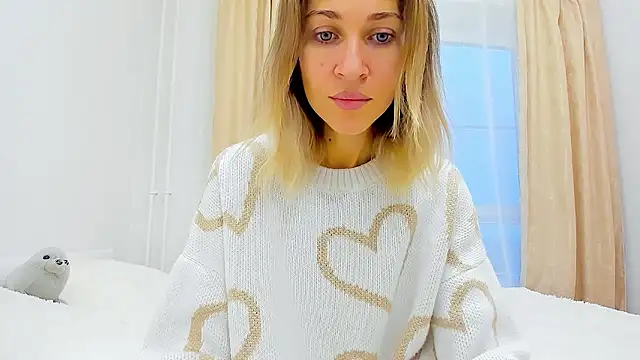 Mona Cruz online show from December 2, 2024, 5:26 am