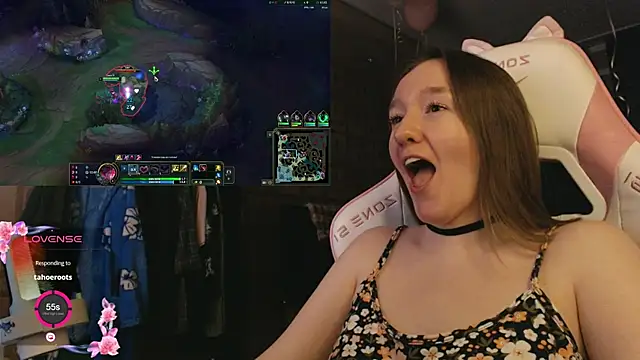 MoonlishSiren online show from January 13, 2026, 6:35 pm