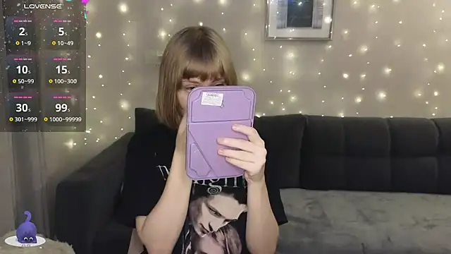 HermioneHHH online show from December 7, 2024, 7:54 pm