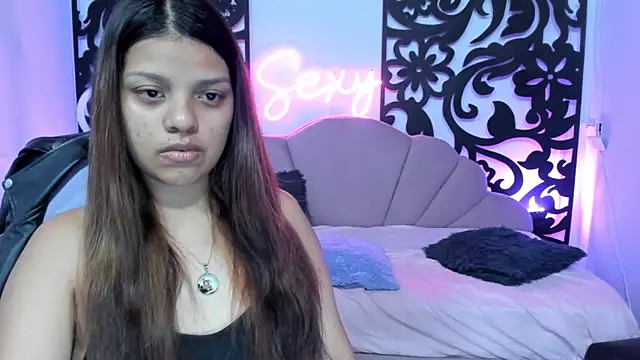 Snapshot of your_little_naughty1 chatting on January 10, 2025, 6:09 am your little naughty1 online show from January 10, 2025, 6:09 am