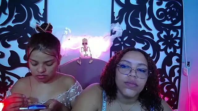 Snapshot of your_little_naughty1 chatting on October 29, 2025, 3:09 am your little naughty1 online show from October 29, 2025, 3:09 am