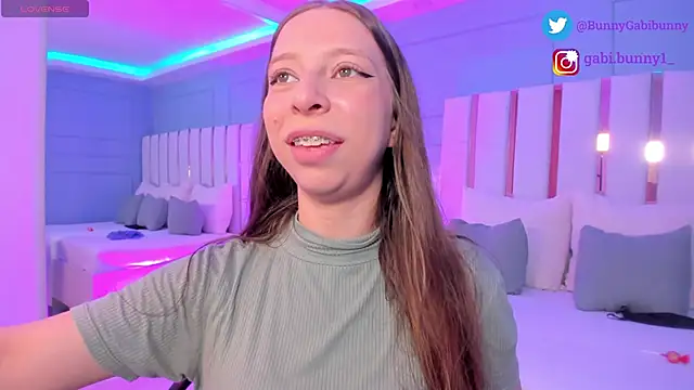 gabi bunny online show from September 10, 2025, 4:40 pm