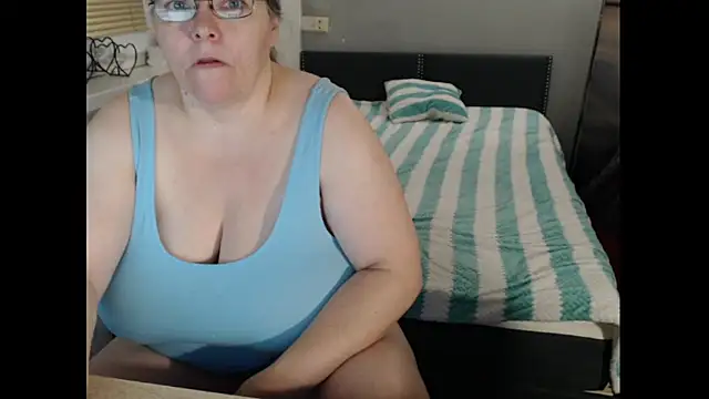 Sweetboobs online show from October 28, 2025, 4:27 am