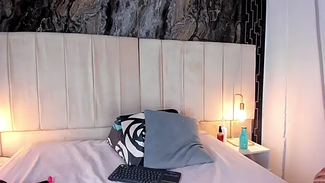 Snapshot of lia_sofiia chatting on November 4, 2025, 9:08 am lia sofiia online show from November 4, 2025, 9:08 am