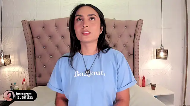 Snapshot of lia_sofiia chatting on April 13, 2026, 8:53 am lia sofiia online show from April 13, 2026, 8:53 am