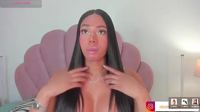 Nicole Paradise online show from July 23, 2026, 12:58 pm