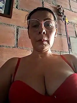 Mia-funny20 online show from October 28, 2025, 9:06 pm