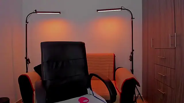 cloy baby   online show from March 15, 2025, 2:56 am