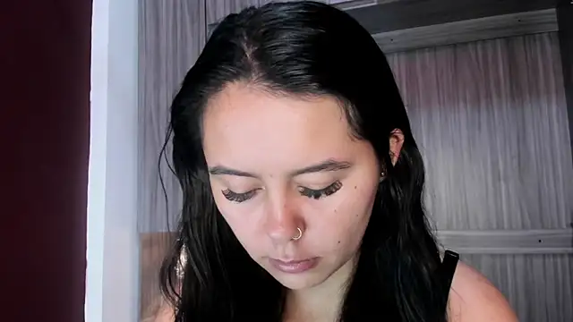 valerymeyerr online show from May 13, 2026, 12:13 pm