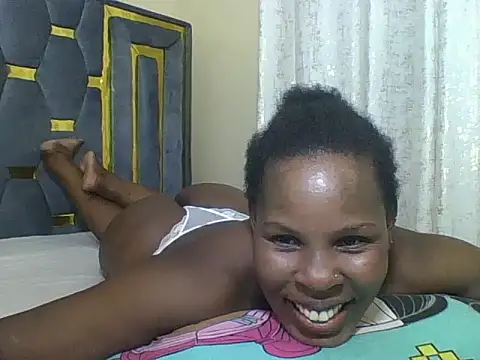 Snapshot of Sexyebonygal chatting on February 2, 2026, 5:44 pm Sexyebonygal online show from February 2, 2026, 5:44 pm