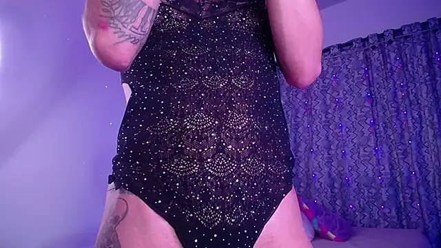 alejandrafitt online show from March 27, 2026, 2:06 am