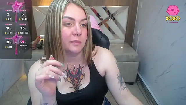 Snapshot of Paula_b_ chatting on March 13, 2026, 12:56 pm Paula b online show from March 13, 2026, 12:56 pm