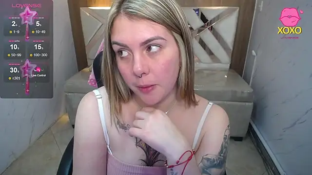 Snapshot of Paula_b_ chatting on March 20, 2026, 12:54 pm Paula b online show from March 20, 2026, 12:54 pm