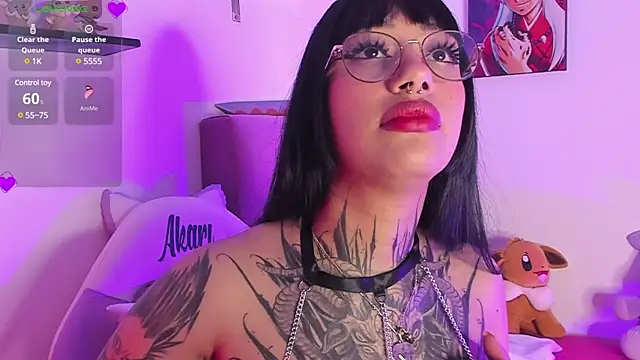 Snapshot of Akari1_Mischief chatting on December 7, 2024, 10:17 pm Akari1 Mischief online show from December 7, 2024, 10:17 pm