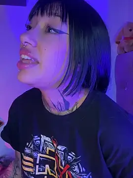 Snapshot of Akari1_Mischief chatting on March 23, 2025, 5:10 am Akari1 Mischief online show from March 23, 2025, 5:10 am