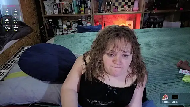 MiniNatalie online show from November 16, 2025, 3:12 am