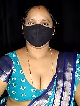 vintage-vibs online show from November 27, 2025, 3:58 pm