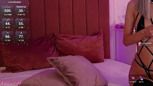 PinkySparks online show from February 28, 2026, 7:15 pm