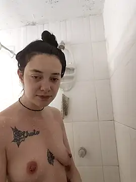 Snapshot of Isabella_21x chatting on September 19, 2025, 11:44 am Isabella 21x online show from September 19, 2025, 11:44 am