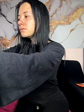 Snapshot of Isabella_21x chatting on September 30, 2025, 12:54 pm Isabella 21x online show from September 30, 2025, 12:54 pm