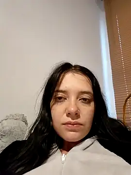 Snapshot of Isabella_21x chatting on February 5, 2026, 11:48 am Isabella 21x online show from February 5, 2026, 11:48 am