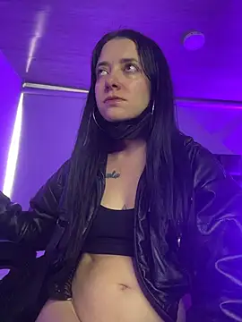 Isabella 21x online show from July 17, 2026, 1:07 pm