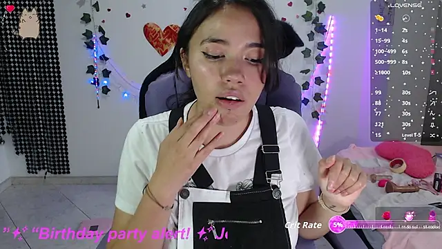 Snapshot of sophie_north chatting on February 11, 2026, 8:25 pm sophie north online show from February 11, 2026, 8:25 pm