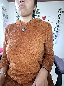 Snapshot of sophie_north chatting on February 23, 2026, 9:56 pm sophie north online show from February 23, 2026, 9:56 pm