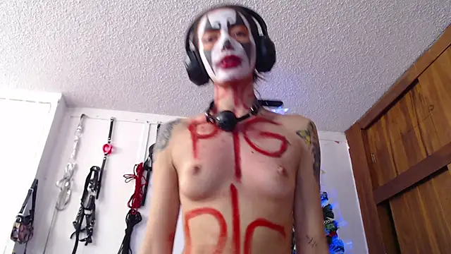 Eloise-brown online show from January 1, 2025, 10:03 pm