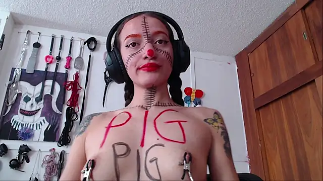 Eloise-brown online show from January 22, 2025, 8:38 pm