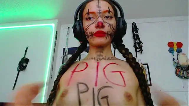 Eloise-brown online show from January 22, 2025, 11:43 pm