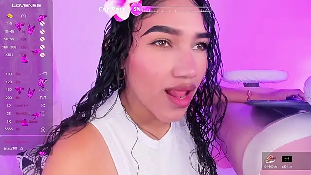 Olivia fx online show from September 22, 2025, 8:33 pm