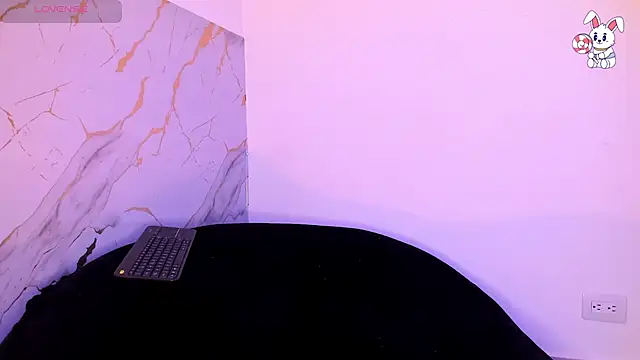  noahjones online show from February 7, 2026, 2:43 pm