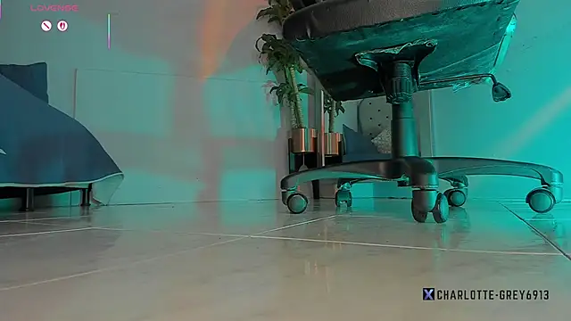 Snapshot of charlotte__grey chatting on December 16, 2025, 8:25 pm charlotte grey online show from December 16, 2025, 8:25 pm