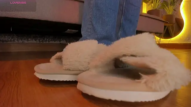 Snapshot of charlotte__grey chatting on February 3, 2026, 4:12 pm charlotte grey online show from February 3, 2026, 4:12 pm