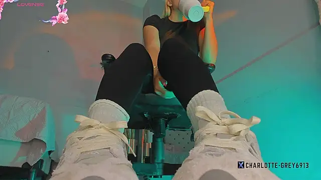 Snapshot of charlotte__grey chatting on February 28, 2026, 8:43 pm charlotte grey online show from February 28, 2026, 8:43 pm