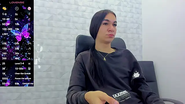 Mia thompson 19 online show from January 27, 2025, 12:48 pm