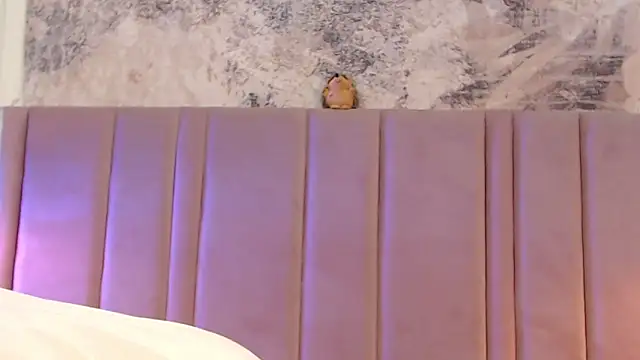 Snapshot of SabrinaDevill chatting on April 23, 2026, 1:13 pm SabrinaDevill online show from April 23, 2026, 1:13 pm