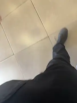 hotisraeli online show from November 5, 2025, 11:10 am