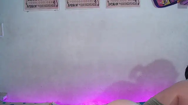 Snapshot of elizabethtaylorxxx chatting on January 11, 2025, 12:12 am elizabethtaylorxxx online show from January 11, 2025, 12:12 am