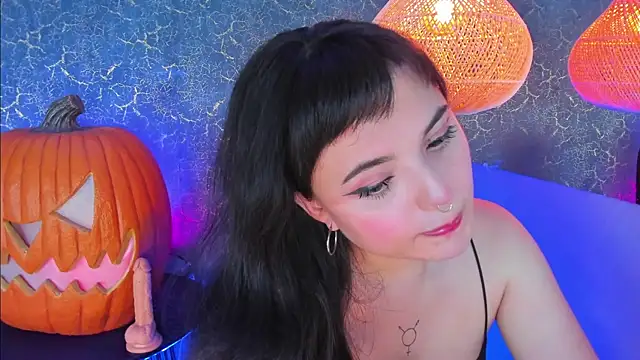 elizabethtaylorxxx online show from November 2, 2025, 6:10 pm