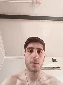 arenn1997 online show from December 22, 2025, 12:02 pm