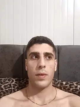 arenn1997 online show from March 18, 2026, 10:02 pm