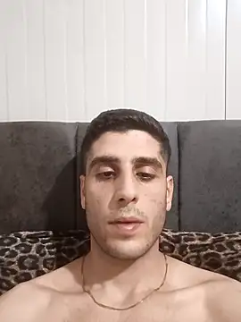 arenn1997 online show from March 22, 2026, 12:14 am