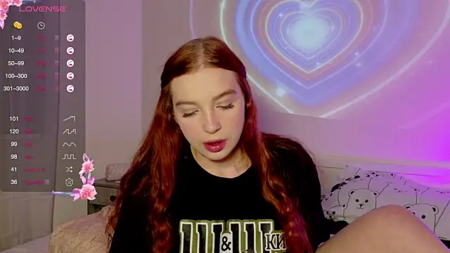 cinnabon girls online show from March 15, 2025, 9:38 pm