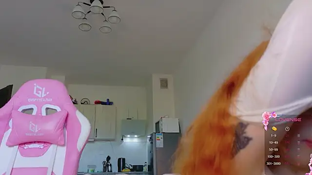 Snapshot of cinnabon_girls chatting on June 30, 2026, 3:24 pm cinnabon girls online show from June 30, 2026, 3:24 pm