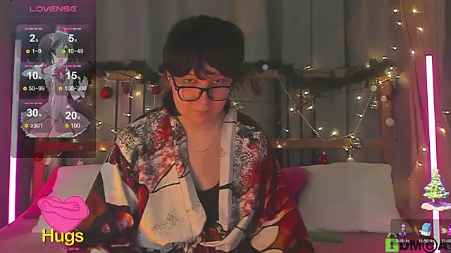 Snapshot of dreamgirllovee chatting on December 30, 2024, 4:42 am dreamgirllovee online show from December 30, 2024, 4:42 am
