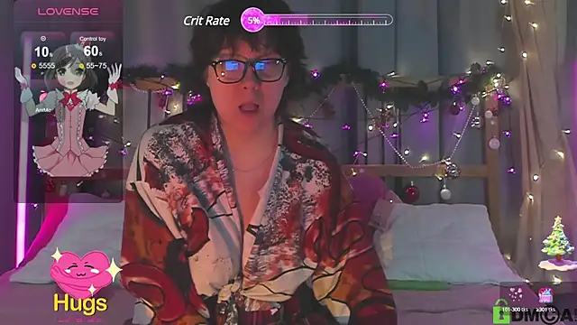 Snapshot of dreamgirllovee chatting on January 8, 2025, 1:32 am dreamgirllovee online show from January 8, 2025, 1:32 am